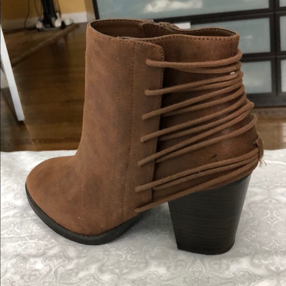 Brown booties - Picture 2 of 3
